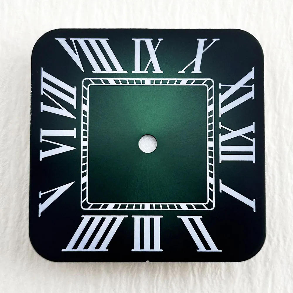 ساعة NH35 للرجال بمينا مربع وشعار مخصص وأرقام رومانية بدون نافذة تناسب ملحقات ساعة الحركة من سلسلة NH