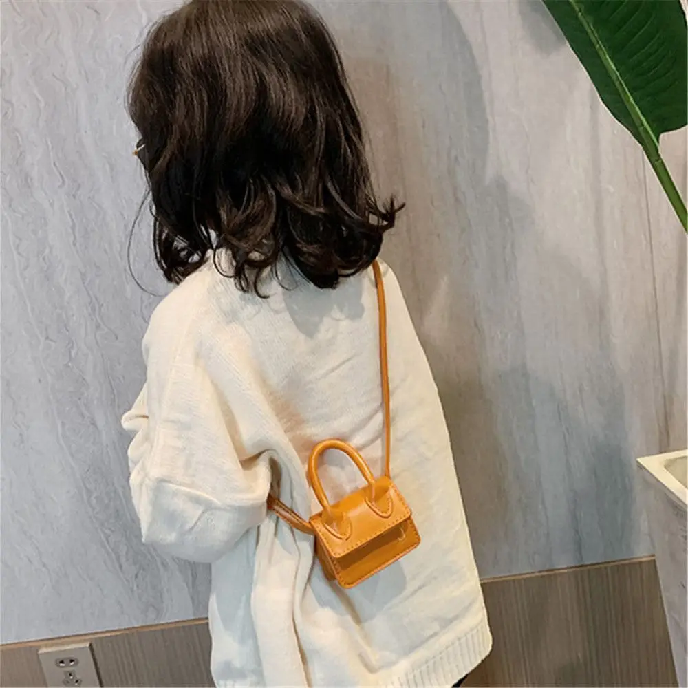 Kids Mini PU Leather Crossbody Shoulder Bag Fashion Cute Little Girl Small Coin Pouch Purses Handbags Casual Toddler Purse Tote