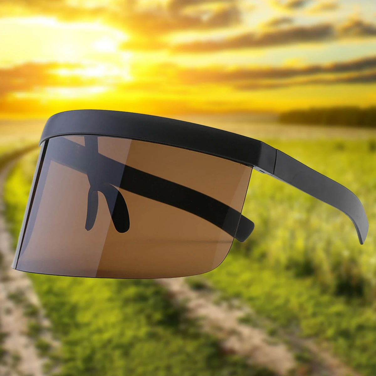 

Stylish Sunglasses Lightweight Windproof PC Material Sunscreen Protective Eyewear UV Protection Clarity Stable Outdoor Fashion