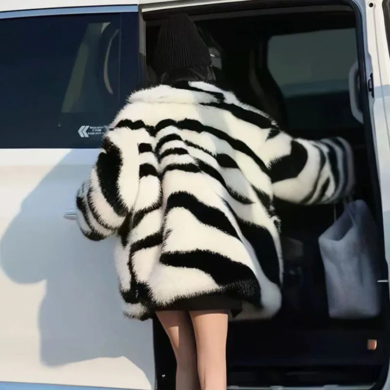 2024 Winter New Women Zebra Pattern Printing Imitation Fur Jacket Casual Lapel Long Sleeve Faux Fur Coat Female Casaco Feminino