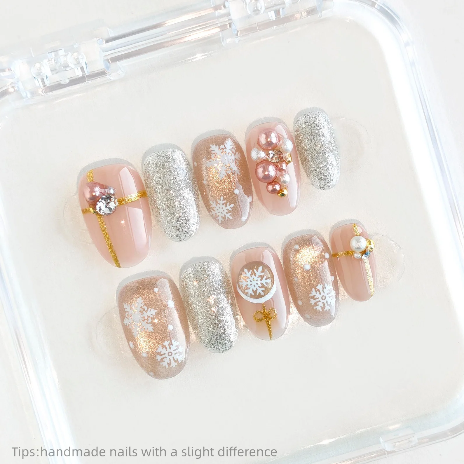 

10pcs Handmade Nude Pink Snowflake Rhinestone Press on Nails Oval Short Wearable Reusable Festival Elegant False Nails 2026