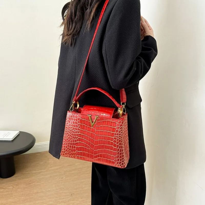 حقيبة يد براقة متطورة بكتف واحد للتنقل في المكتب ورحلة عمل رائعة ومحمولة وعصرية وأنيقة وعصرية