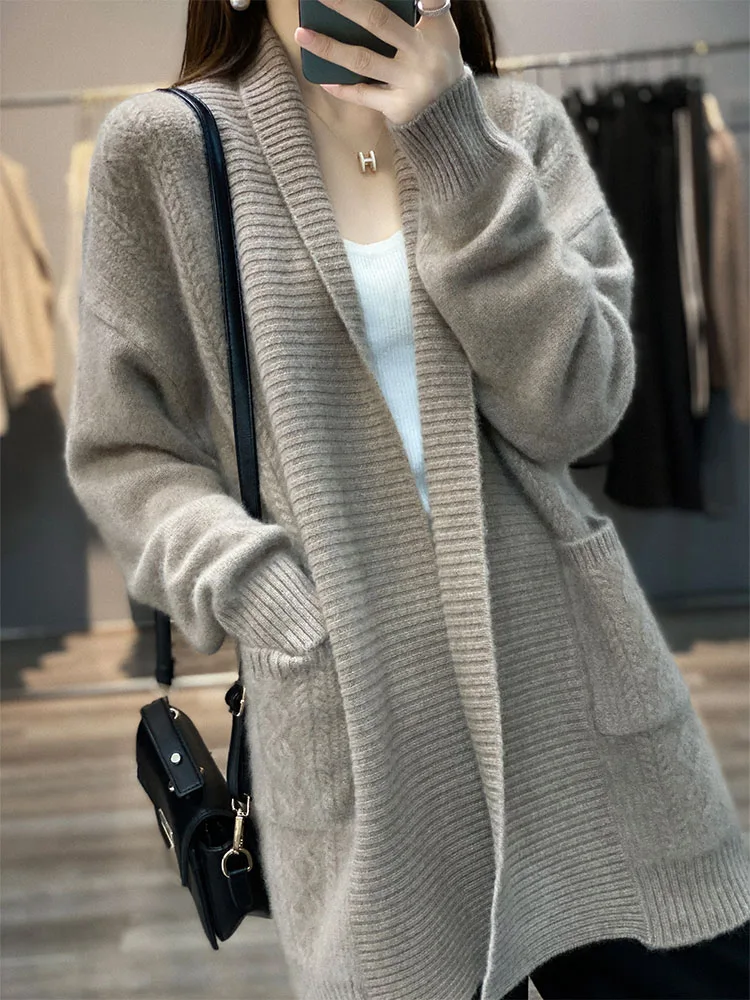 100% Pure Wool Knitted Coat Women' Scarf Collar Large Size Cardigan Fashion Jacquard Thickeen Loose Jacket Autumn Cashmere Shirt