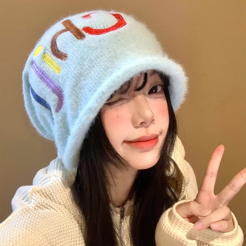 

Cute Colored Letter Embroidered Plush Beanies Y2K Autumn and Winter Travel Warm Versatile Show Face Small Sweet Women's Hats