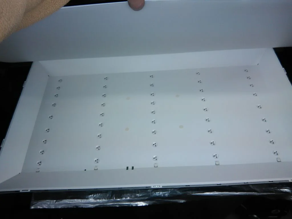 

LED strip For 40" NDV REV1.0 40L3454DB K40DLV2F 40L1347DG 40L1333DG 40L3443DG 39PFL3008T/12 40L1533DB WP3913DLED 39R4015F