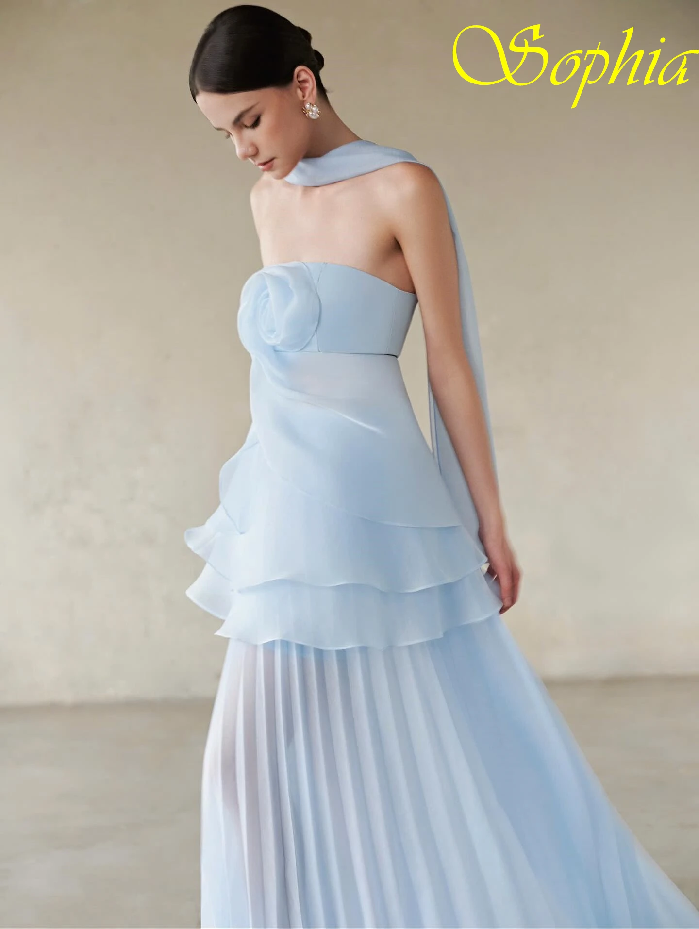 맞춤형 A라인 스트랩리스 민소매 우아한 정장 이브닝 드레스 섬세한 클래식 연예인 가운 현대 패션 파티 드레스