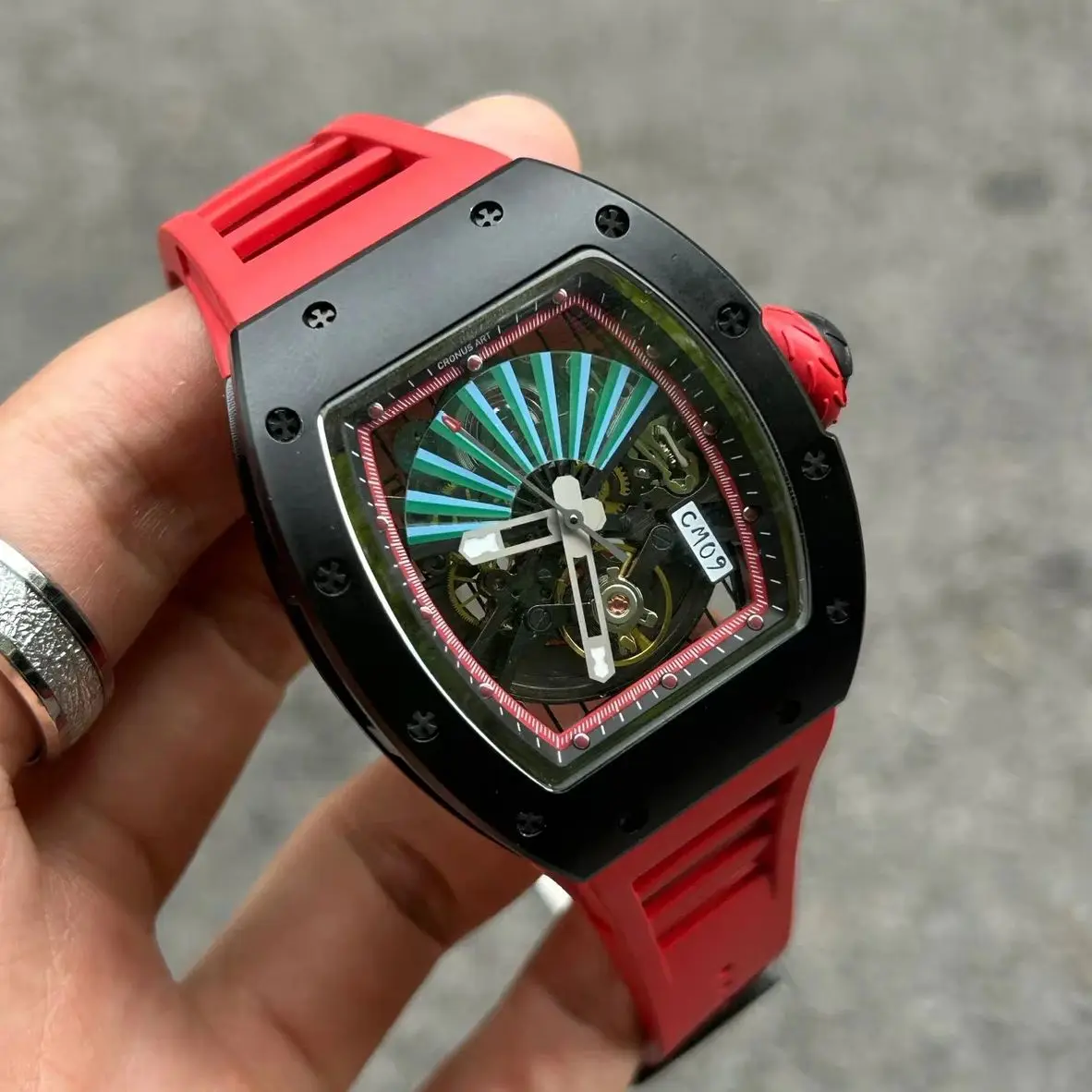 

Мужские автоматические часы CRONUSART 50 мм, механические наручные часы Tonneau с люминесцентным сапфировым стеклом, ремешок FKM, скелетонизированный циферблат