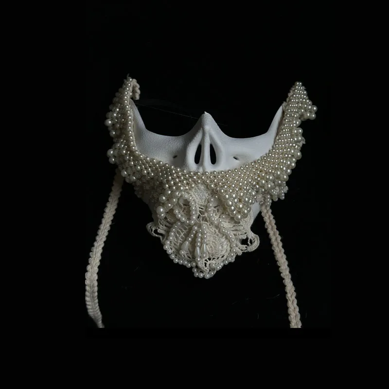 ハロウィンパンクリベットマスクハーフフェイスフィールド男性ハンサムキャットウォークライブダンス面白いアクセサリーアニメマスクステージガラハロウィン