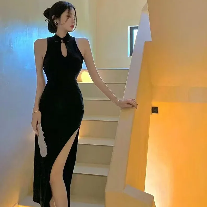 جديد النمط الصيني مثير الرغبة النقية عالية الشق Bodycon فستان المرأة الصيف نموذج جديد معلقة الرقبة فستان طول الركبة تنورة