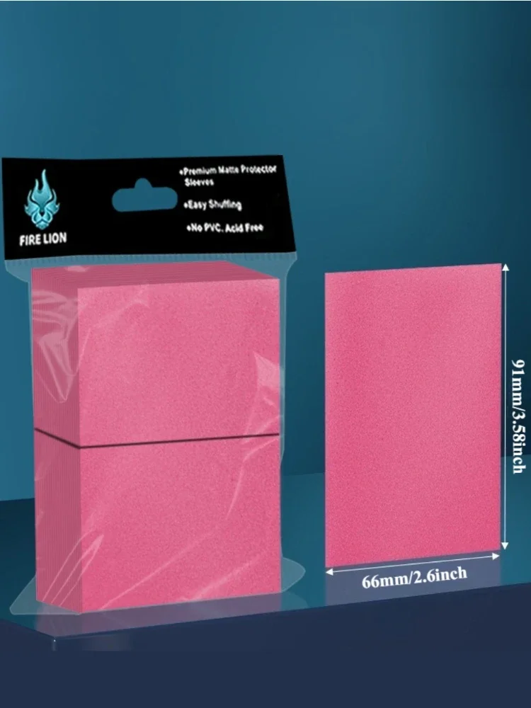 100 pièces manchons de cartes mats Premium manchons de cartes compatibles avec les cartes à collectionner MTG Pokemon et le jeu de société de taille Standard Sport