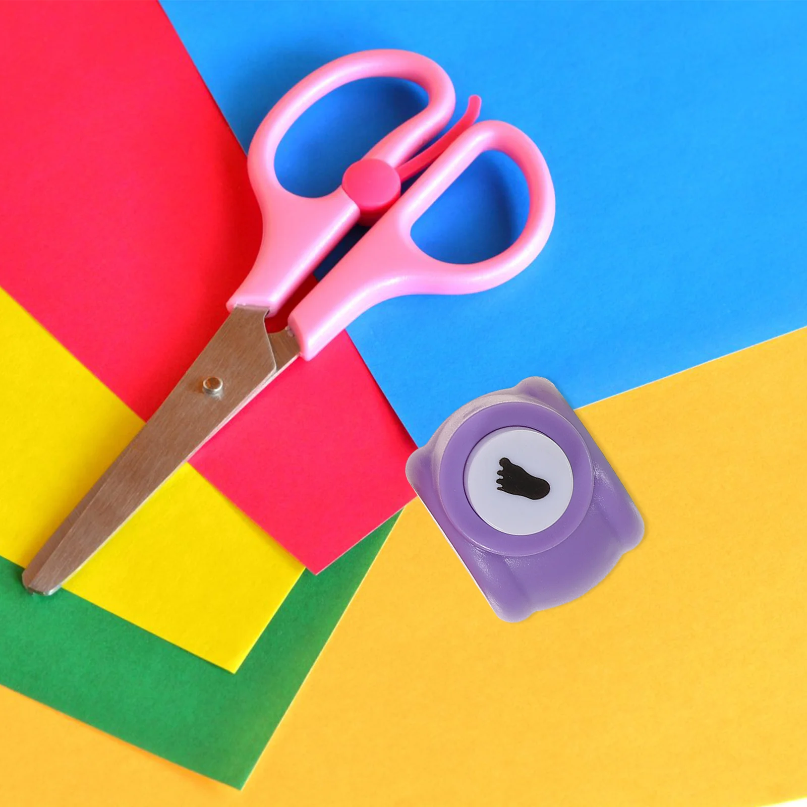 

12Pcs Paper Hole Punchers Lightweight Plastic Tools for Kids DIY Crafts Scrapbooking Card Making Photo Album Decoration Supplies