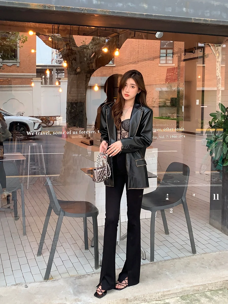 

Achi Bla изношенного искусственной кожи Jaet Deep V-Ne Long Sve Свободное пальто с вышивкой для поездок на работу Sle Women's Faion