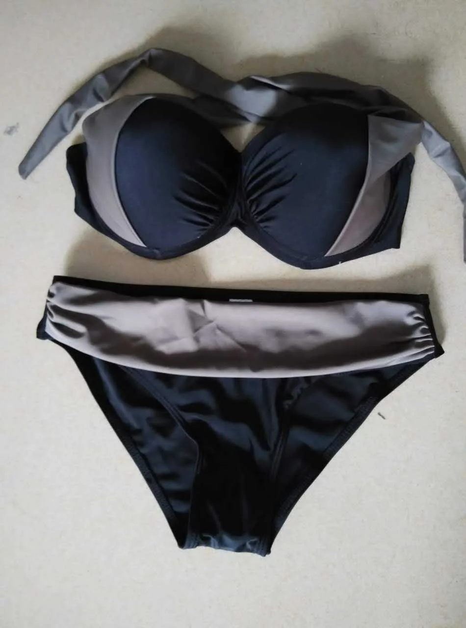 

Women's Two-Piece Halter Bikini Set Color Block Push-Up Underwire Top Stylish Swimwear for Beach Swimming