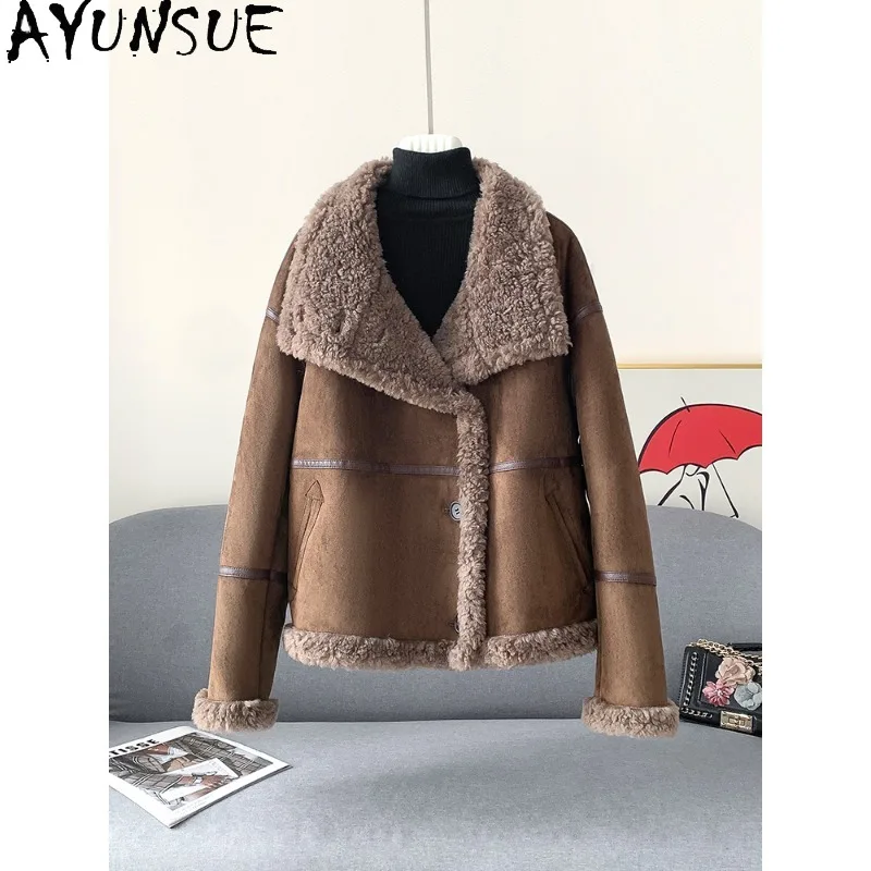 سترة شتوية من الصوف 100% من AYUNSUE للسيدات 2025 معطف فرو الضأن على طراز الدراجة النارية سترات قصيرة للسيدات ملابس نسائية #4