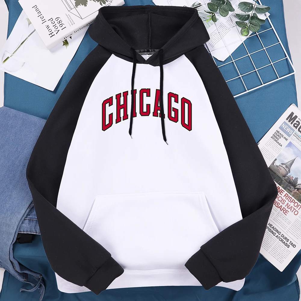 Chicago American City Red Letter Print Man Raglan Sleeve Hoodies Autumn Vintage Sweatshirt Pocket Loose Clothes Casual Men Hoody