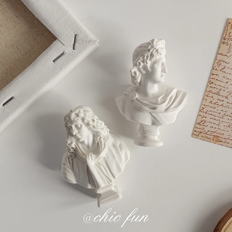 

ins style nordic davian mini statue plaster statue table ornaments