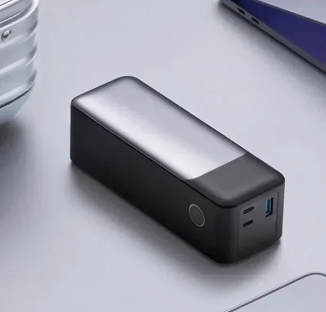 Anker Power Bank 737 140W 24000mAh PowerCore 3 ports Charge rapide portable Affichage numérique pour