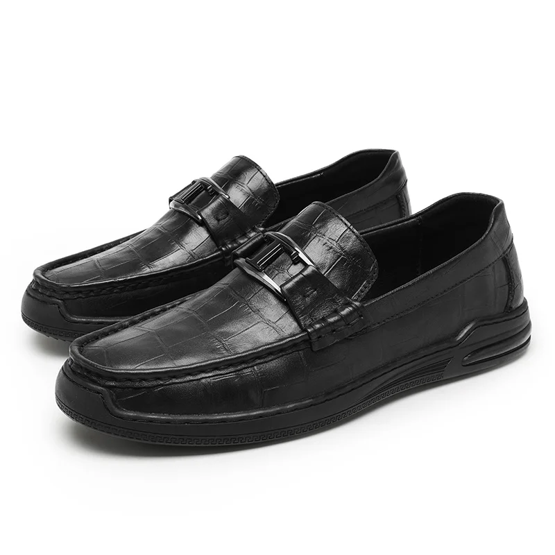 

New men's casual leather shoes: wear comfortable driving loafers, fashion trend brands, men's comfortable slip-on flats