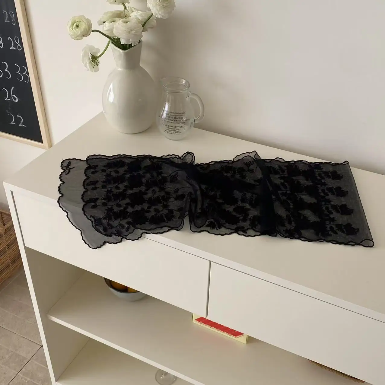 봄과 여름 얇은 수 놓은 꽃 레이스 스 트리머 실크 스카프 여성의 긴 장식 기질 우아한 어깨