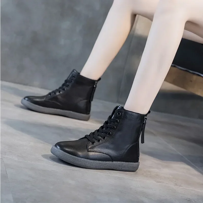 Sepatu BOOT pendek ผ้ากำมะหยี่หนาพื้นแบนด้านบนสูงสำหรับผู้หญิง zapatos มีซิปสองชั้นสำหรับฤดูใบไม้ร่วง/ฤดูหนาว