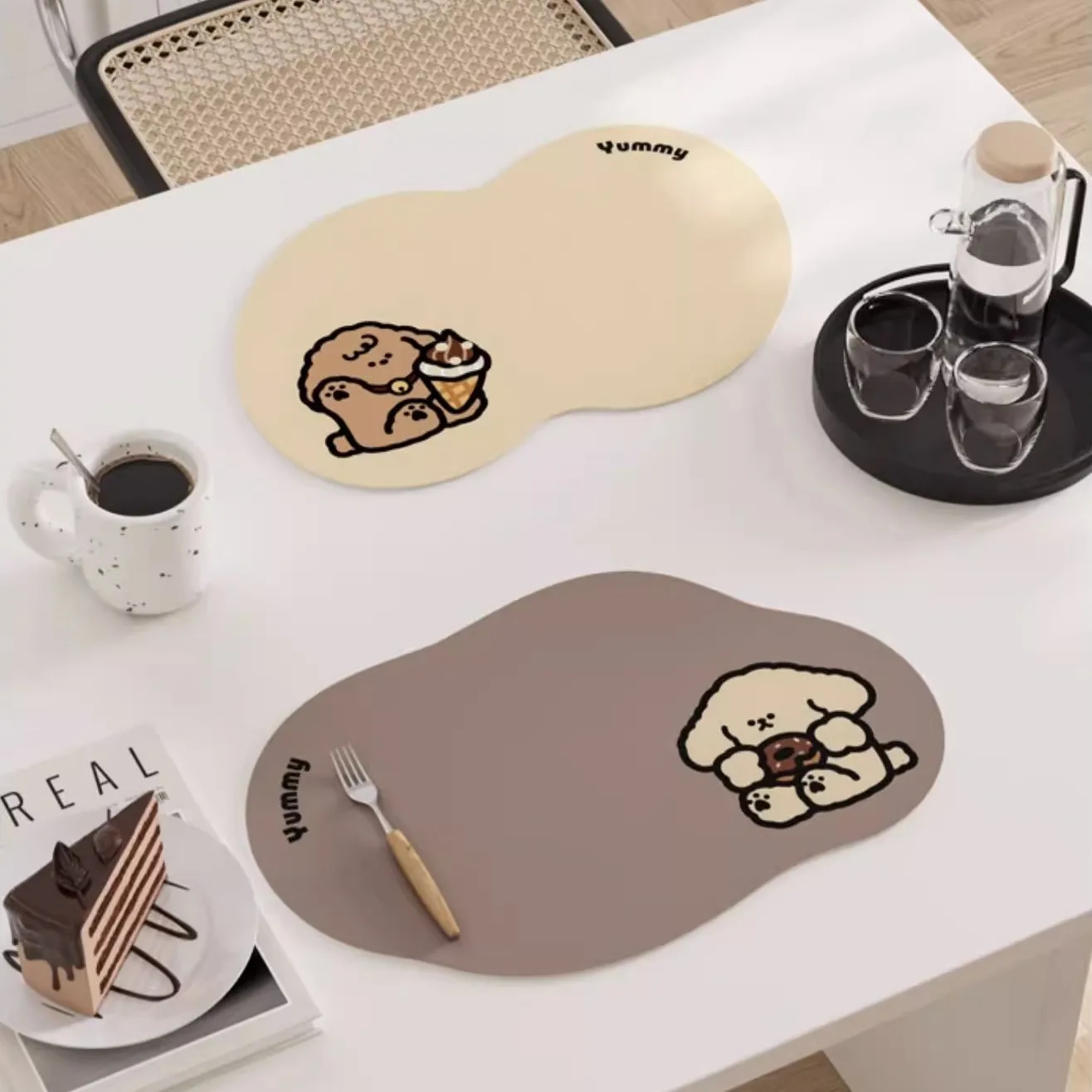 Cartoon leather placemat waterproof and oil-proof primary school students lunch thermal insulation and anti-scalding pot mat bow