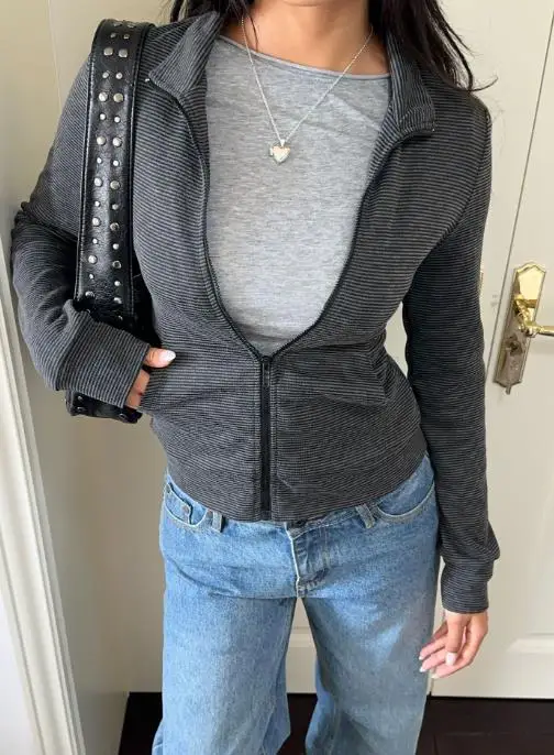 

Women's Jacket 2026 Spring Autumn New Striped Versatile Stand Collar Long Sleeved Pocket Design Slim Fit Daily Zipper Jacket