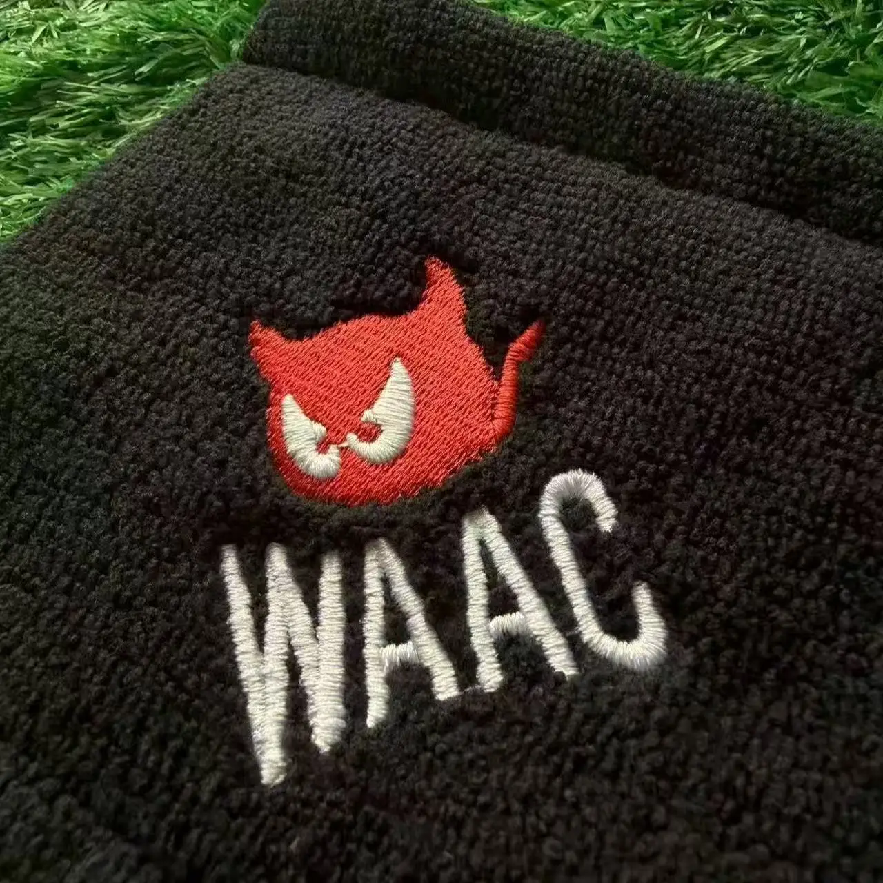 25 منشفة كرة جولف جديدة مطرزة بطباعة وحش مع خطاف قابل للسحب - أداة تنظيف المناشف والنادي #6