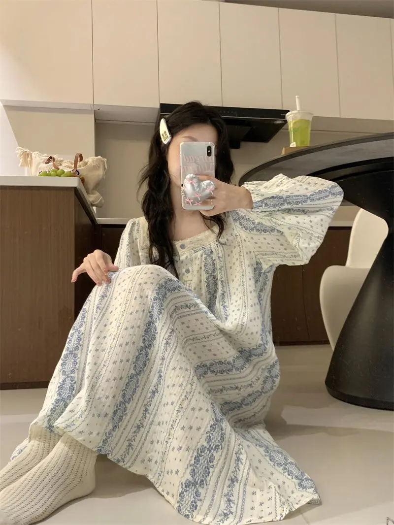 

Retro Floral Dress for Women in Spring Autumn Loose Long Sleeves Long Pijama Plus Size Nightwear Princess Sleepwear New Women's