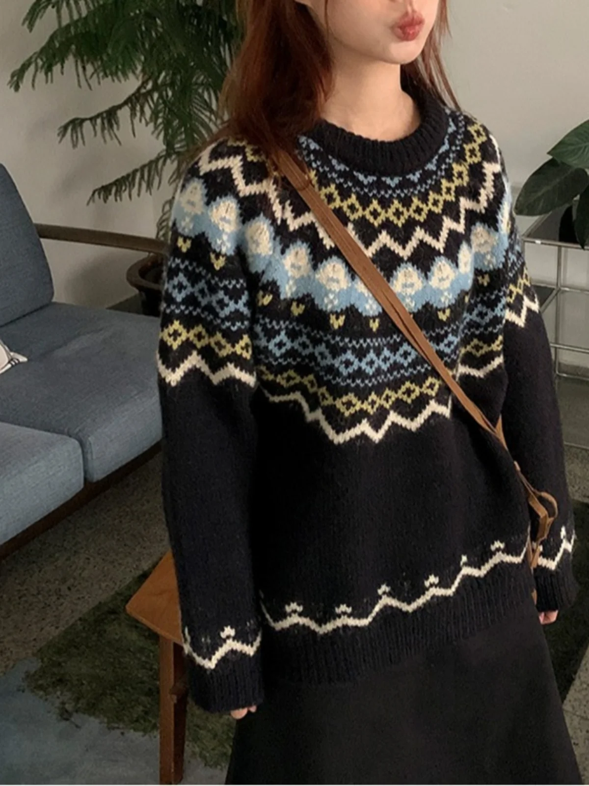 두꺼운 니트 크리스마스 스웨터 라운드넥 빈티지 블루 플로럴 패턴 여성 겨울 따뜻한 상의 패셔너블한 출퇴근 스타일