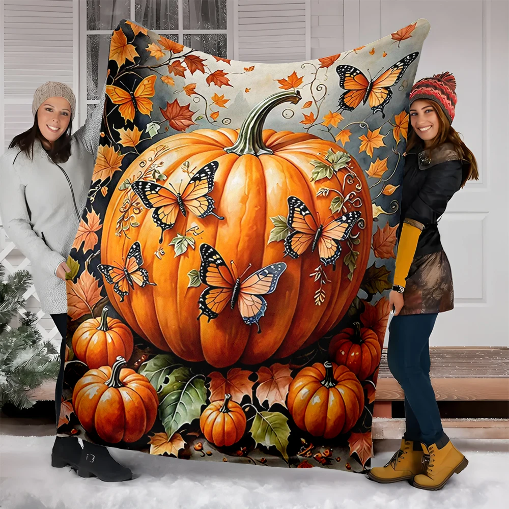 1 Piece of Realistic Giant Pumpkin, Butterfly, and Maple Leaf Print Flannel Blanket, Autumn Harvest Thanksgiving Vintage Living Room Decoration Soft Throw Blanket
