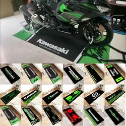 Kawasaki รถจักรยานยนต์พรมพรมโรงรถ Racing Cool Moto จอแสดงผลรถจักรยานยนต์จอแสดงผล Kawasaki Anti-SLIP ตกแต่งพรม