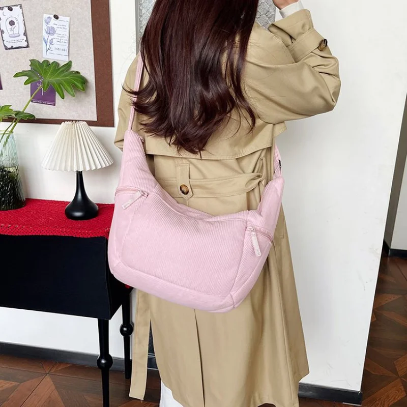 

Small Crossbody Bag Women Minimalist Design Pu Leather Handbag Compact Phone Wallet Key Bag For Everyday Use