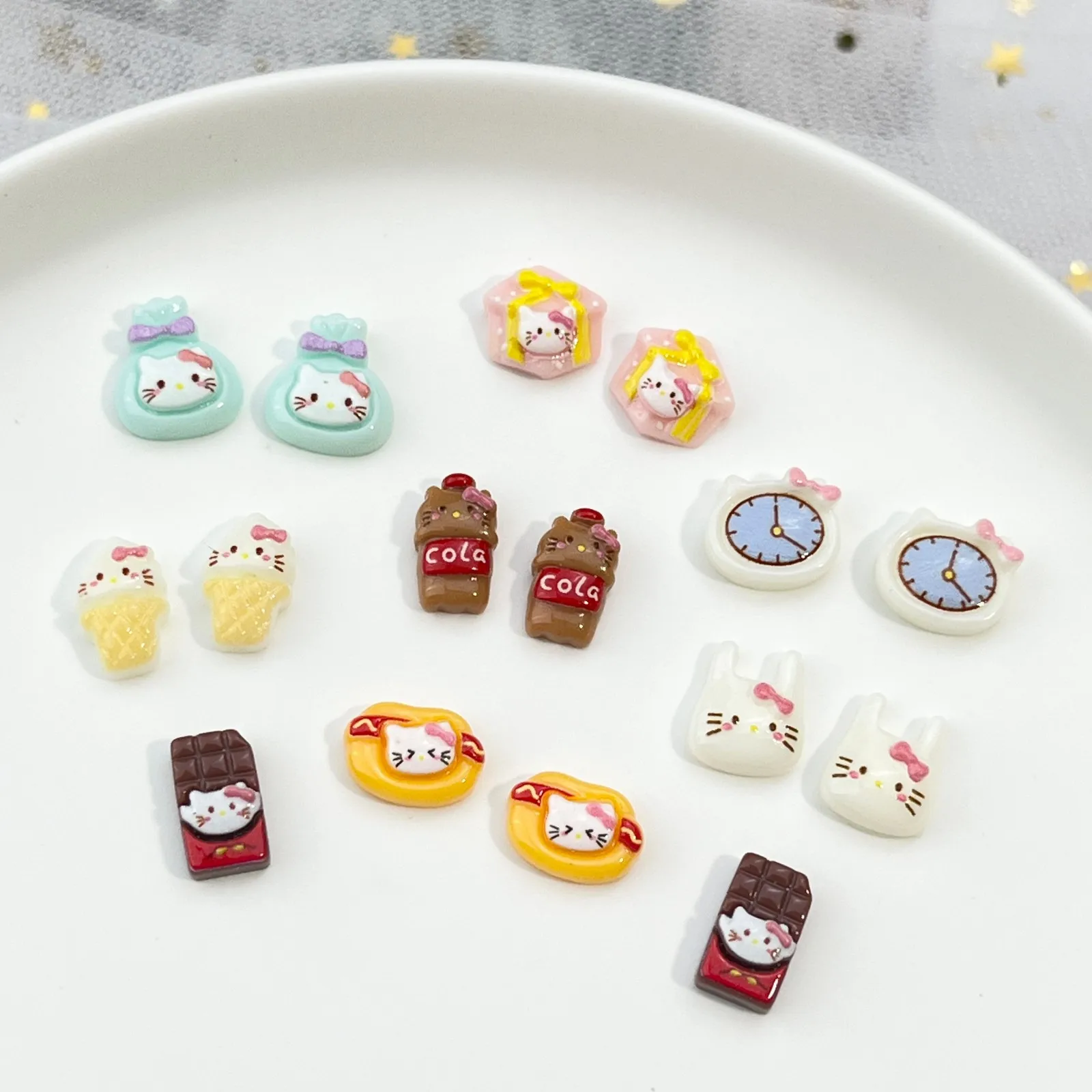 20Pcs Katie Cat Ice Cream Chocolate Nail Charms Cute 3D Hello Kitty Accessories DIY