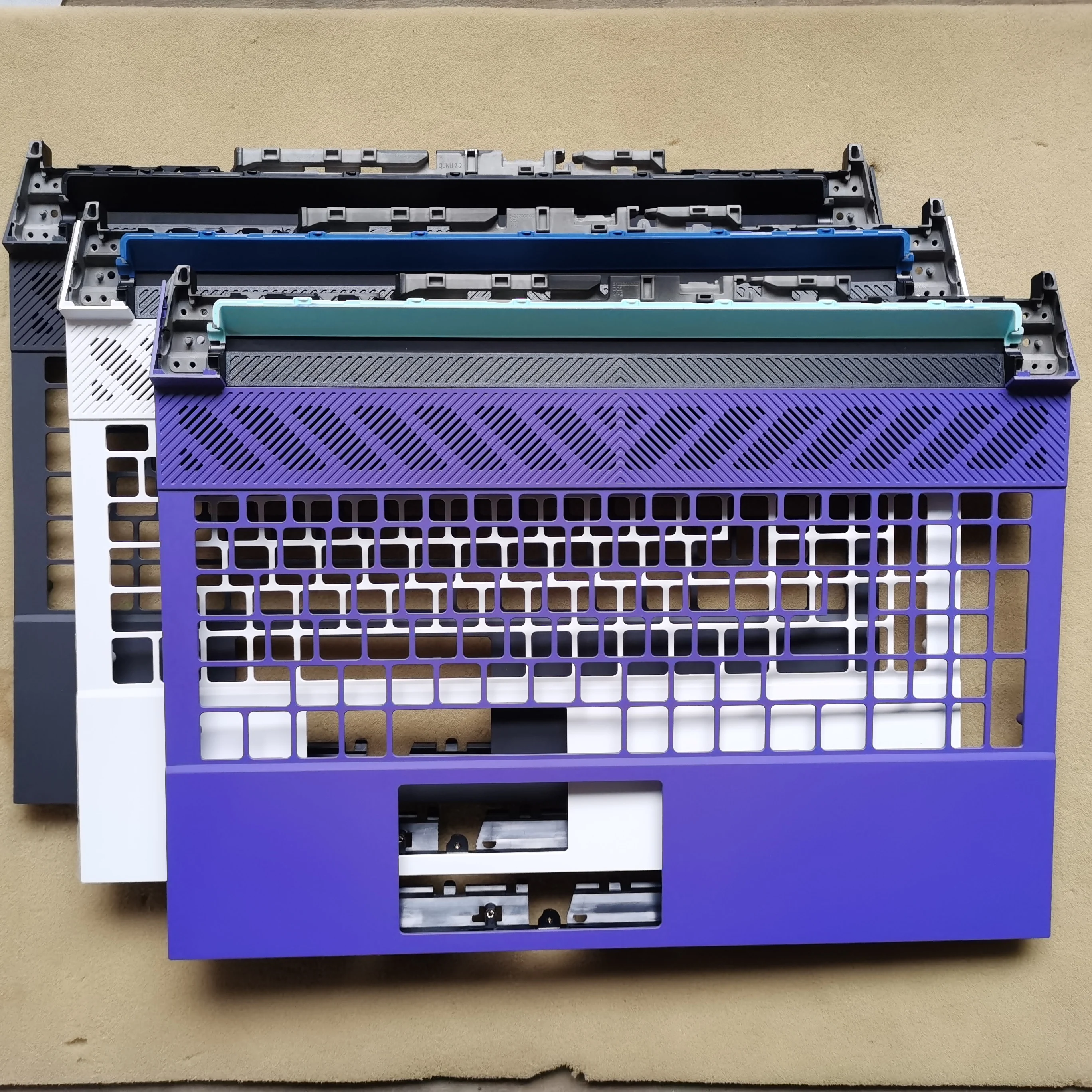 

Новая верхняя крышка корпуса ноутбука с упором для рук для Dell G15 5530.