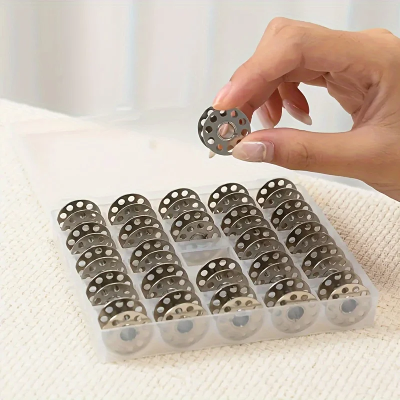 Carrete de espina de Metal de 25 uds con caja de almacenamiento a juego para un fácil almacenamiento, accesorios para máquinas de coser domésticas