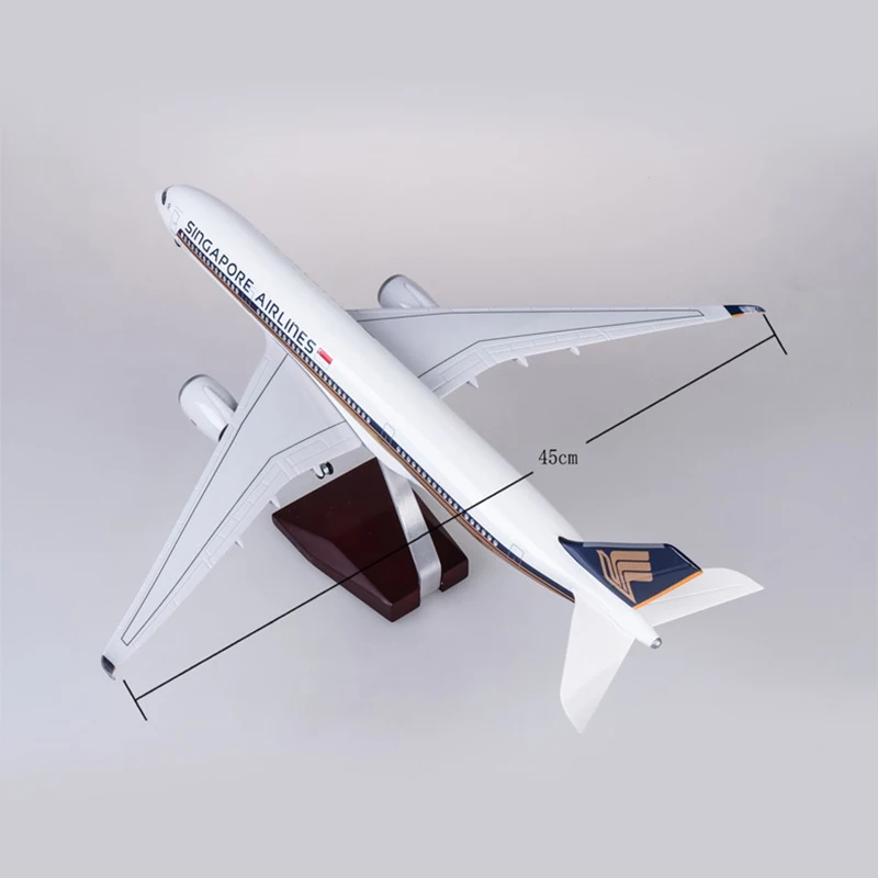 Singapore Airlines 47CM 1:142 Scale Model Aircraft A350 Airbus LED