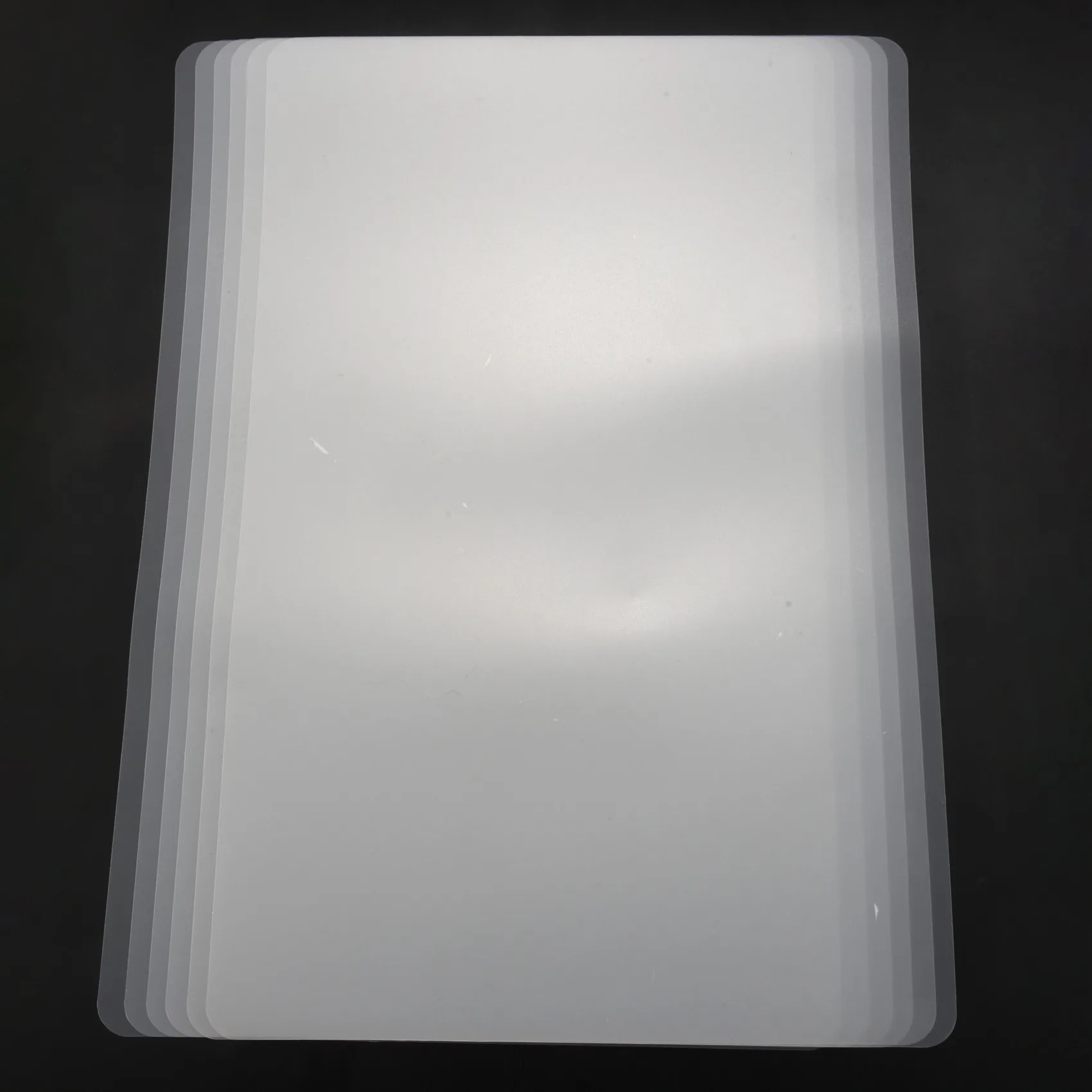 AFOURT-6 Pieces Plastic Placemats Table Mats Heat Resistant Placemats Dining Mats For Table, Dining, Kitchen