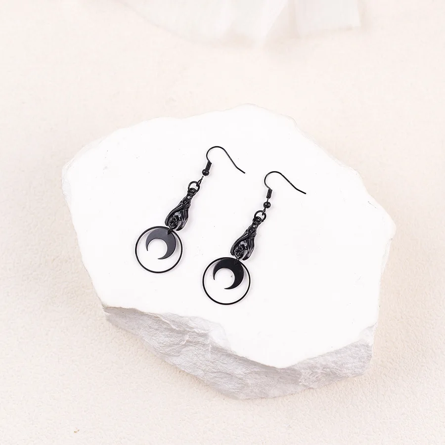 DIY accessories Europe and the United States hot-selling fashion dark punk style moon circle pendant earrings creative splicing