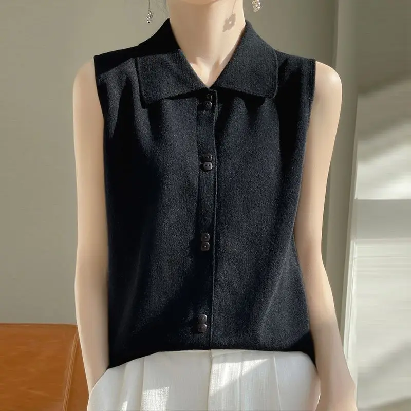 2024 Spring/Summer New Retro Shirt Collar Knitted Vest Women\'s and Ladies Style Sleeveless  Top Flip Collar Inner Layup Top