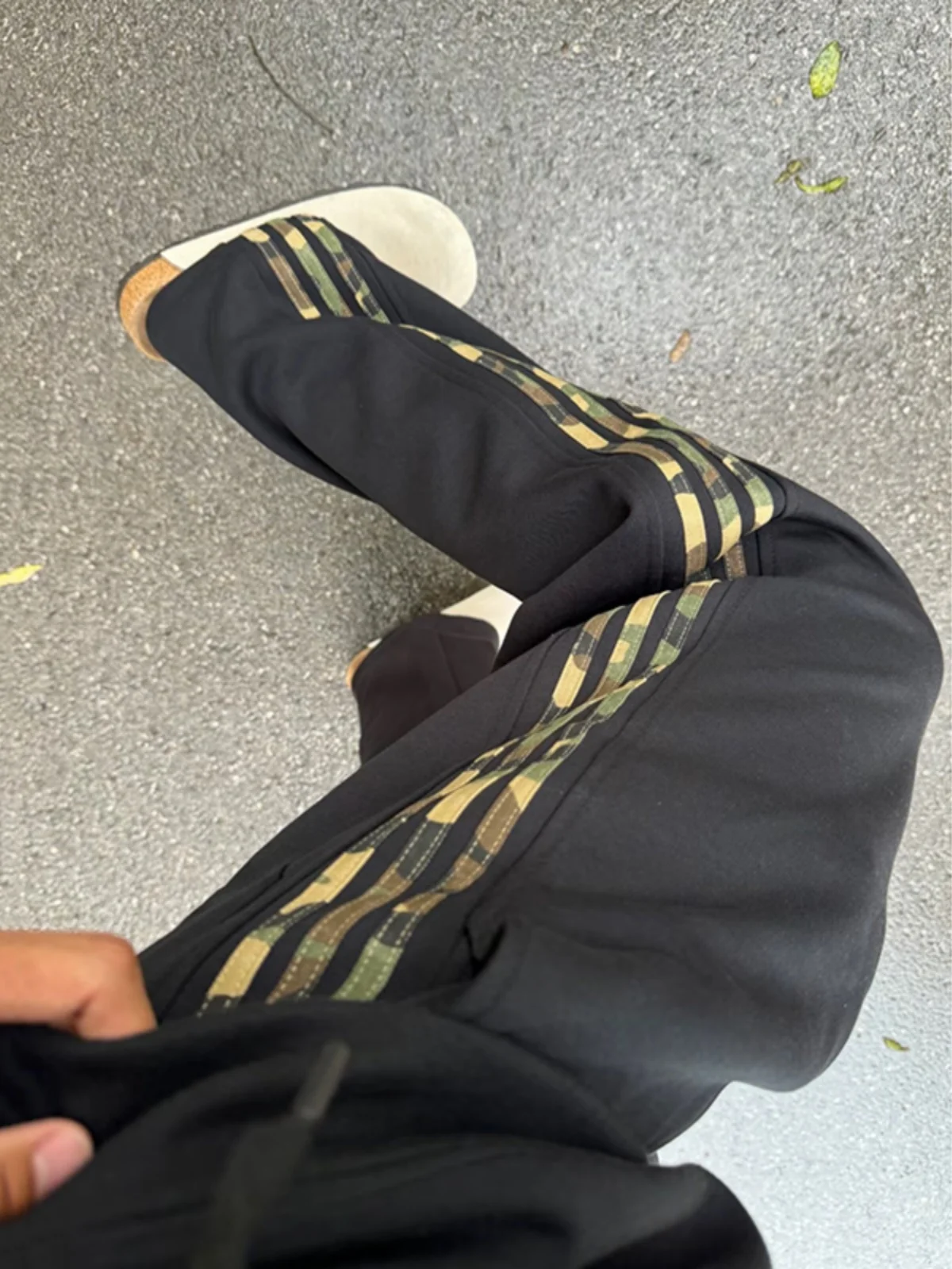 

Мужские прямые брюки Camouflage Tee Bars: осенние повседневные спортивные свободные длинные брюки, плотные брюки для отдыха для мальчиков