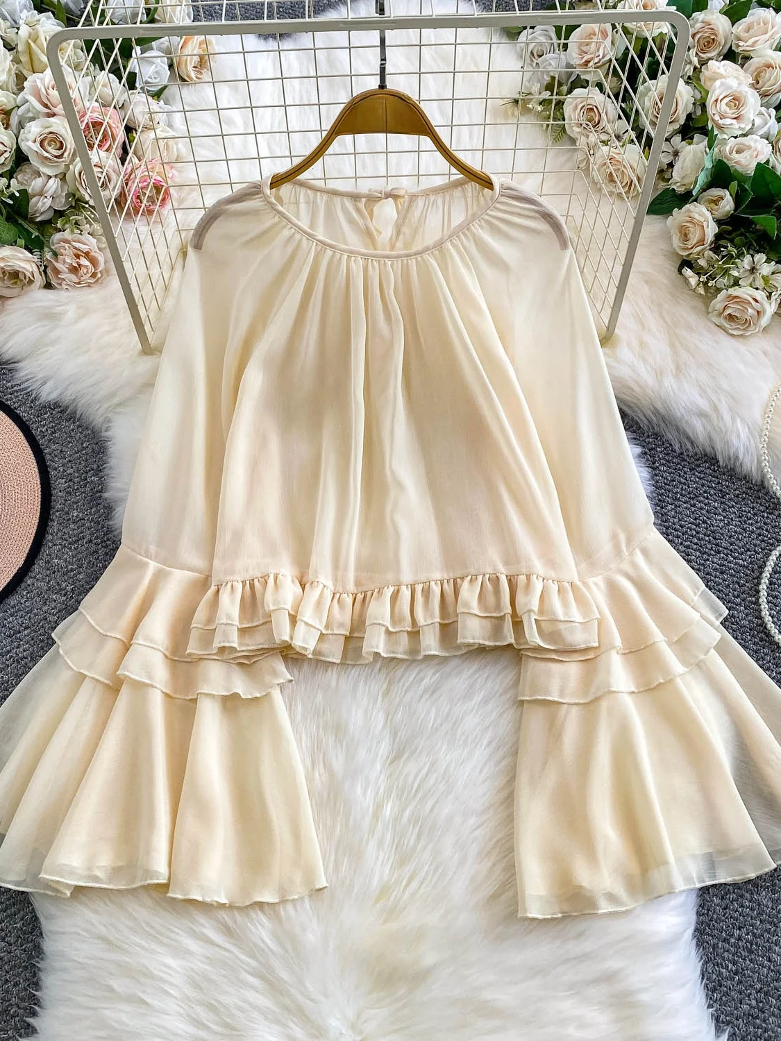 Weiche SLE-Pfirsichfarbene Bluse für Damen, lockeres, schlankmachendes Ele Long Sve irt mit plissierten Sves für den täglichen Gebrauch im Herbst