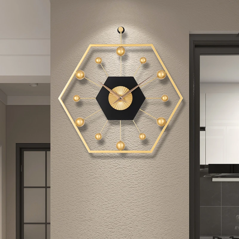 The Living Room Clock Is Minimalist Three-dimensional Minimalist and Atmospheric The Wall Clock Does Not Require Punching