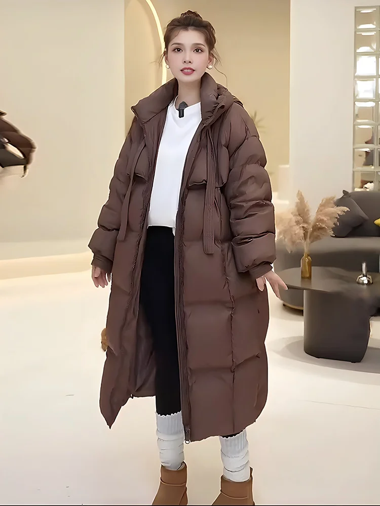 2024 Winter Gefütterter Daunenmantel für Damen, Trendiger Schicker Gürtel-Mantel in Midi-Länge, Gepolsterter Pendler-Mantel