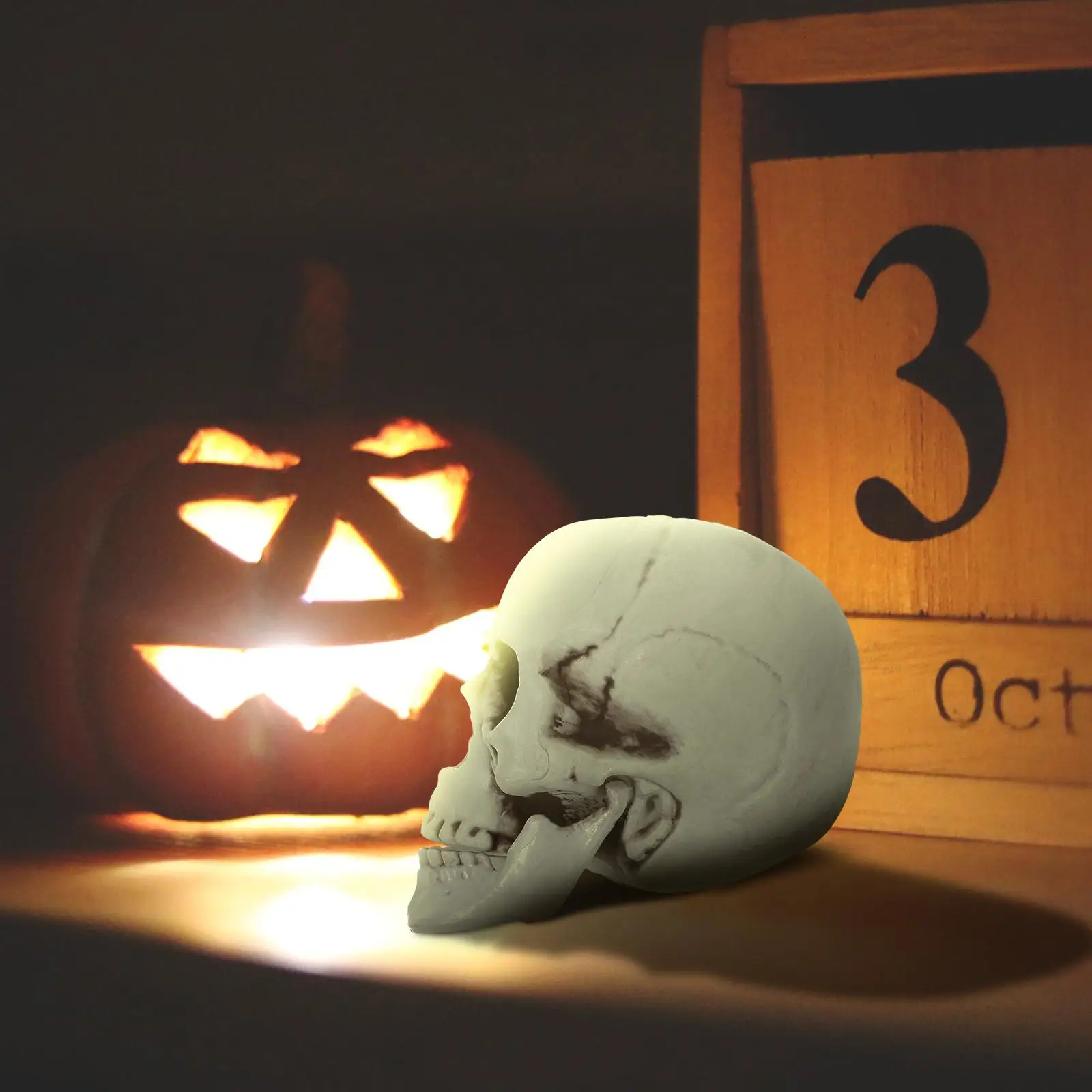 

3 Pcs Plastic Skull Ornaments Scared Ghost House Props Lightweight Decor Festive Party Accessories Halloween Cosplay