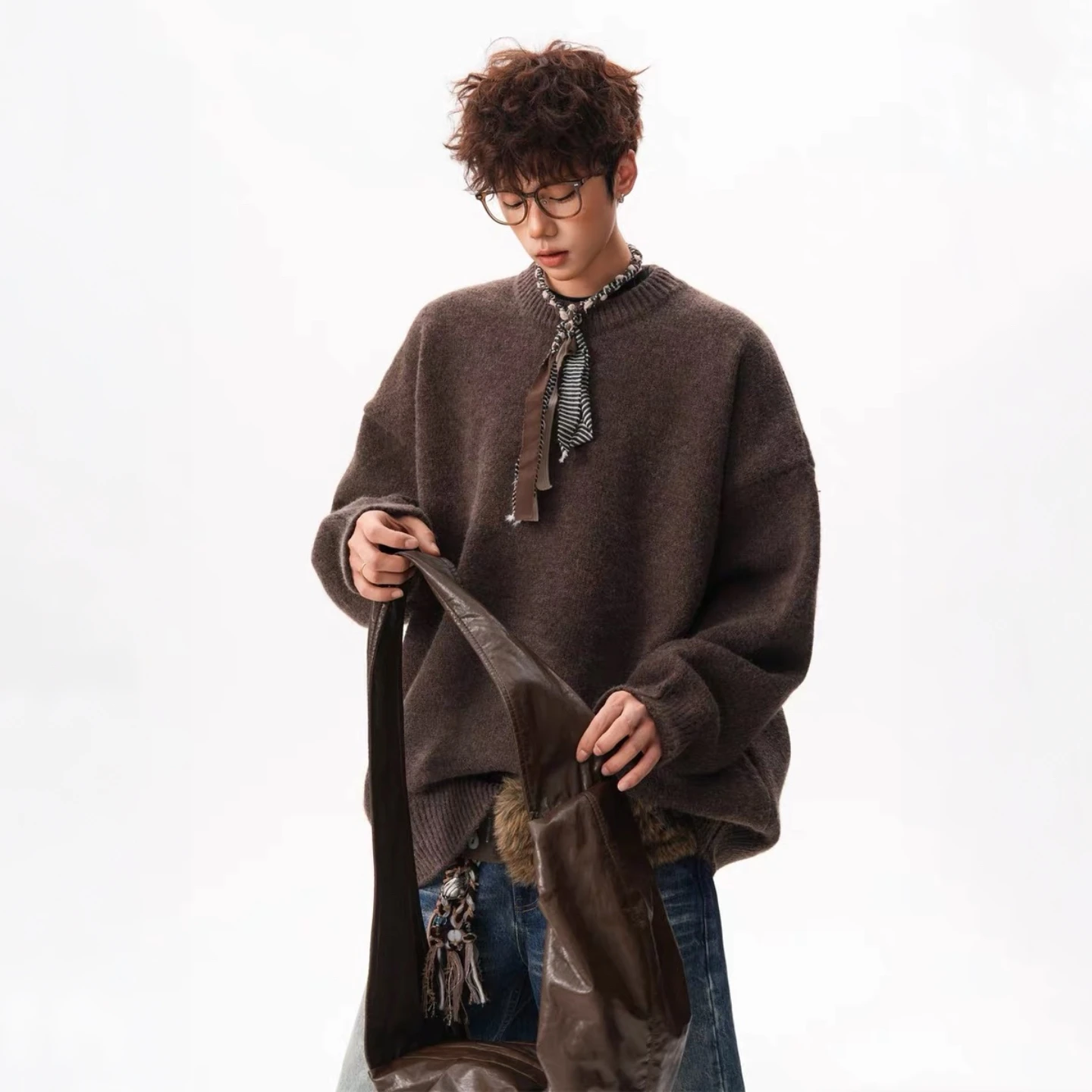 

American Sle round Ne Thiened Long Sve Men's Sweater Loose Fit Comfortable Casual Knitted Pullover for Autumn Winter