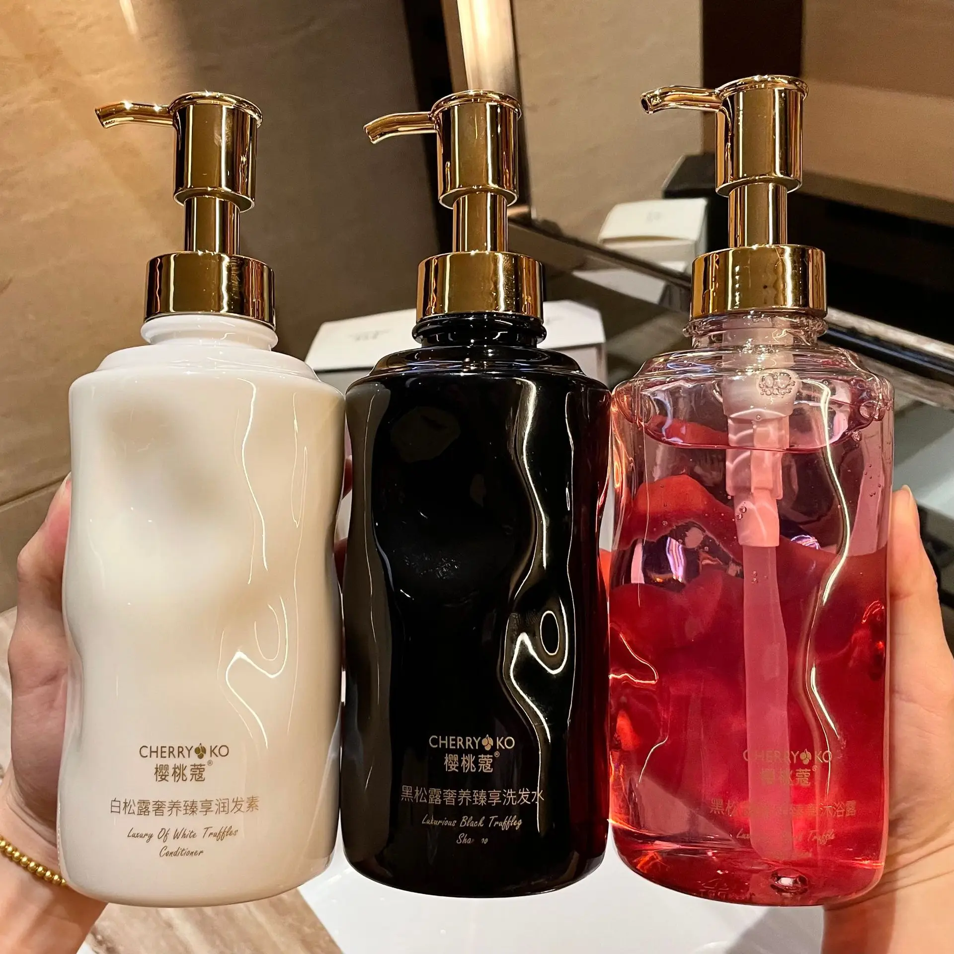 Hair care set oil-controlling fluffy anti-dandruffitch Nourish soften shampoo conditioner long-lasting fragrance shower gel