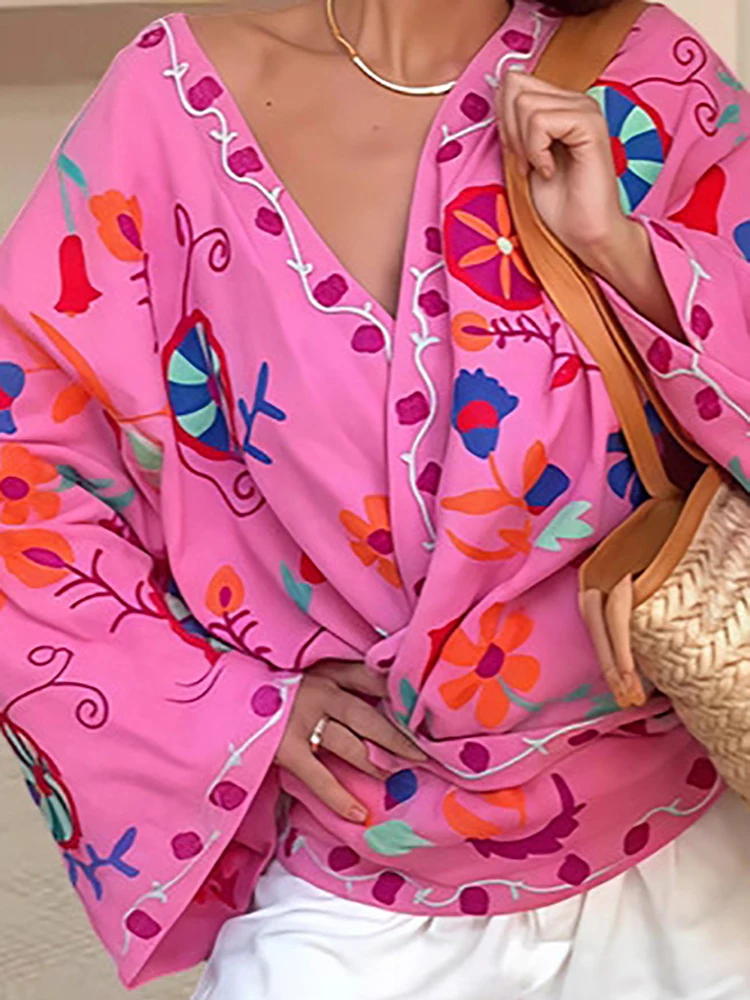 

New Autumn Women's V-neck Thin Outerwear Fashion Streetwear Loose Bohemian Jackets Pink Pattern Printed Long Sleeved Cardigan
