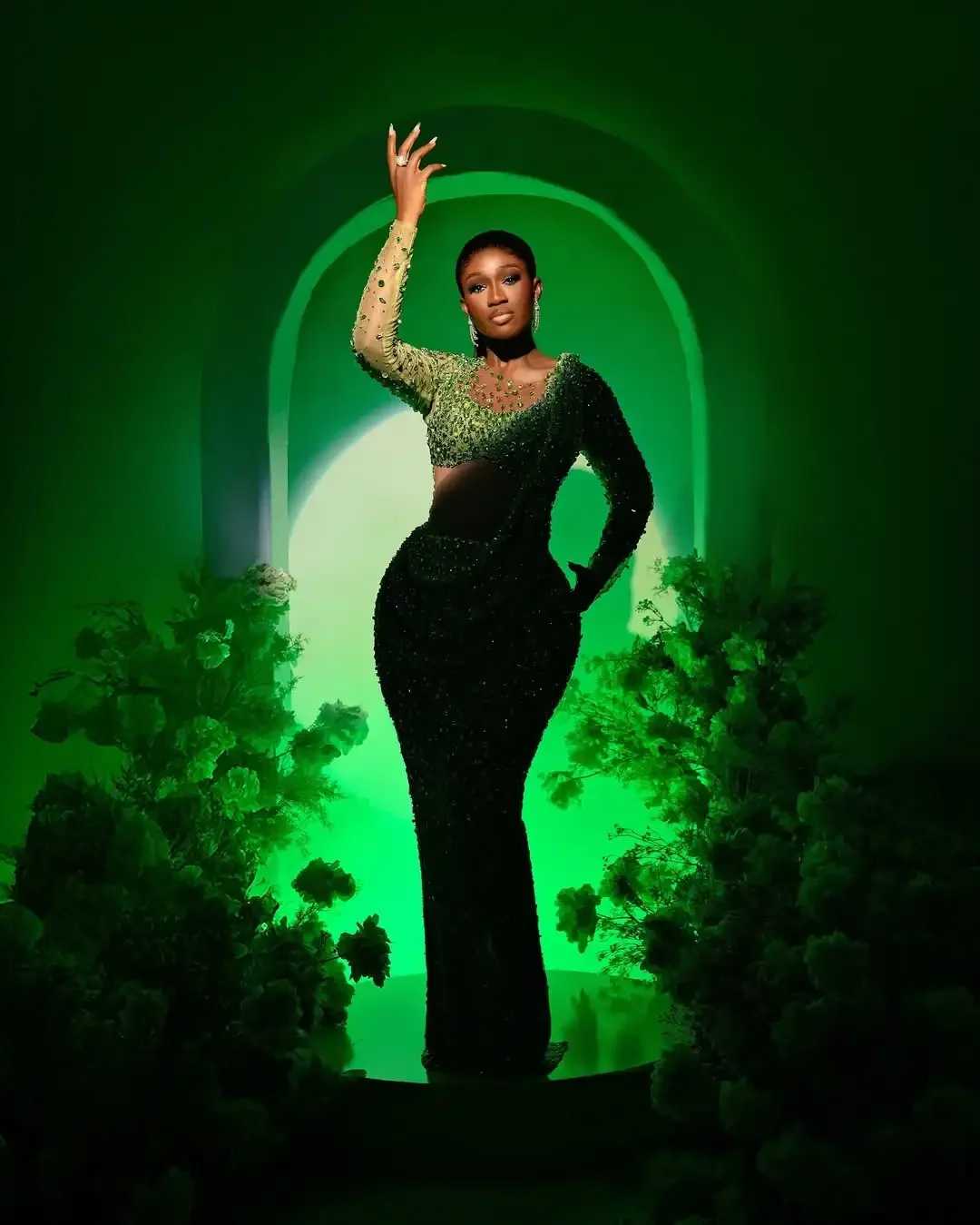 Robe de bal sirène en Satin vert émeraude, élégante, Style sud-africain, épaules dénudées, perlée sur la manche avec traîne