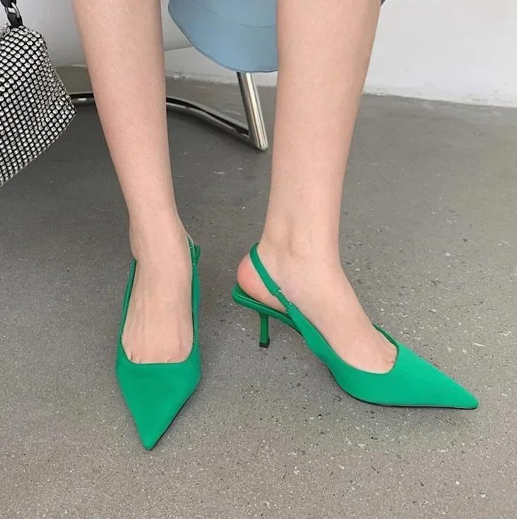 Letnie buty damskie Nowa moda Szpilki ze szpiczastym noskiem Średni obcas Wysokie obcasy Damskie sandały z pustym noskiem Zielone buty damskie