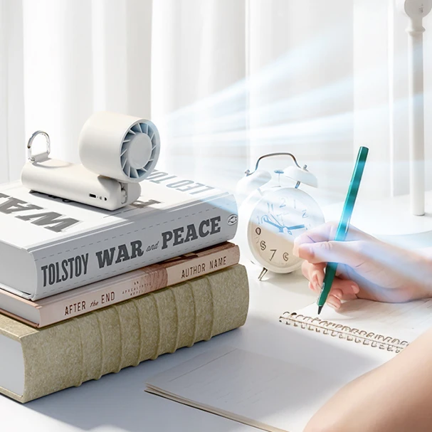 사용자 정의 로고 개인 배터리 USB 미니 팬 금속 후크와 야외 여행 캠핑을위한 작은 휴대용 휴대용 터보 팬